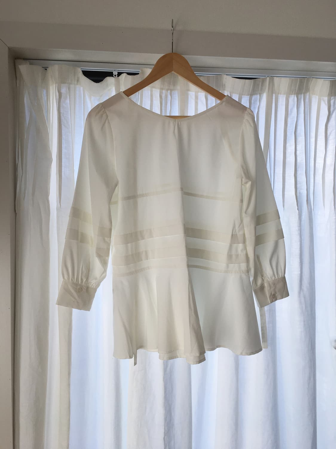 SWINGLE blouse 스윙글 화이트 블라우스 상품이미지1