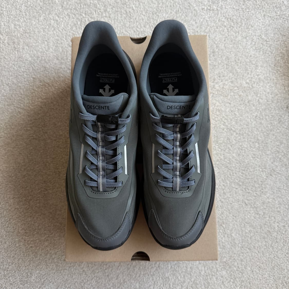 데상트 퓨텍트 제로모션 V3 운동화 등산화 상품이미지2