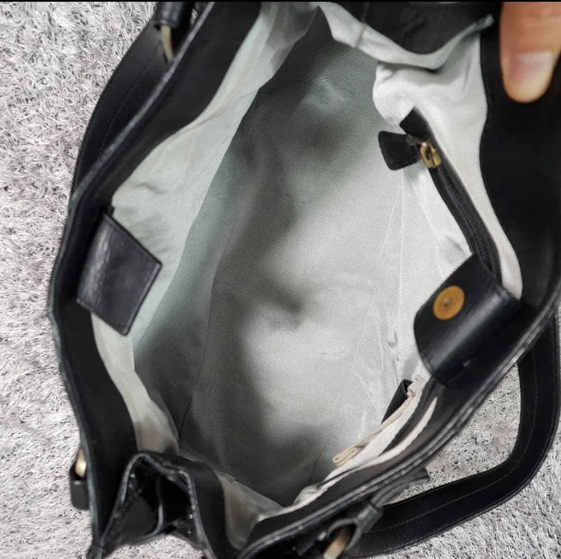 발리 페이던트 퀼팅 빅숄더백 상품이미지7