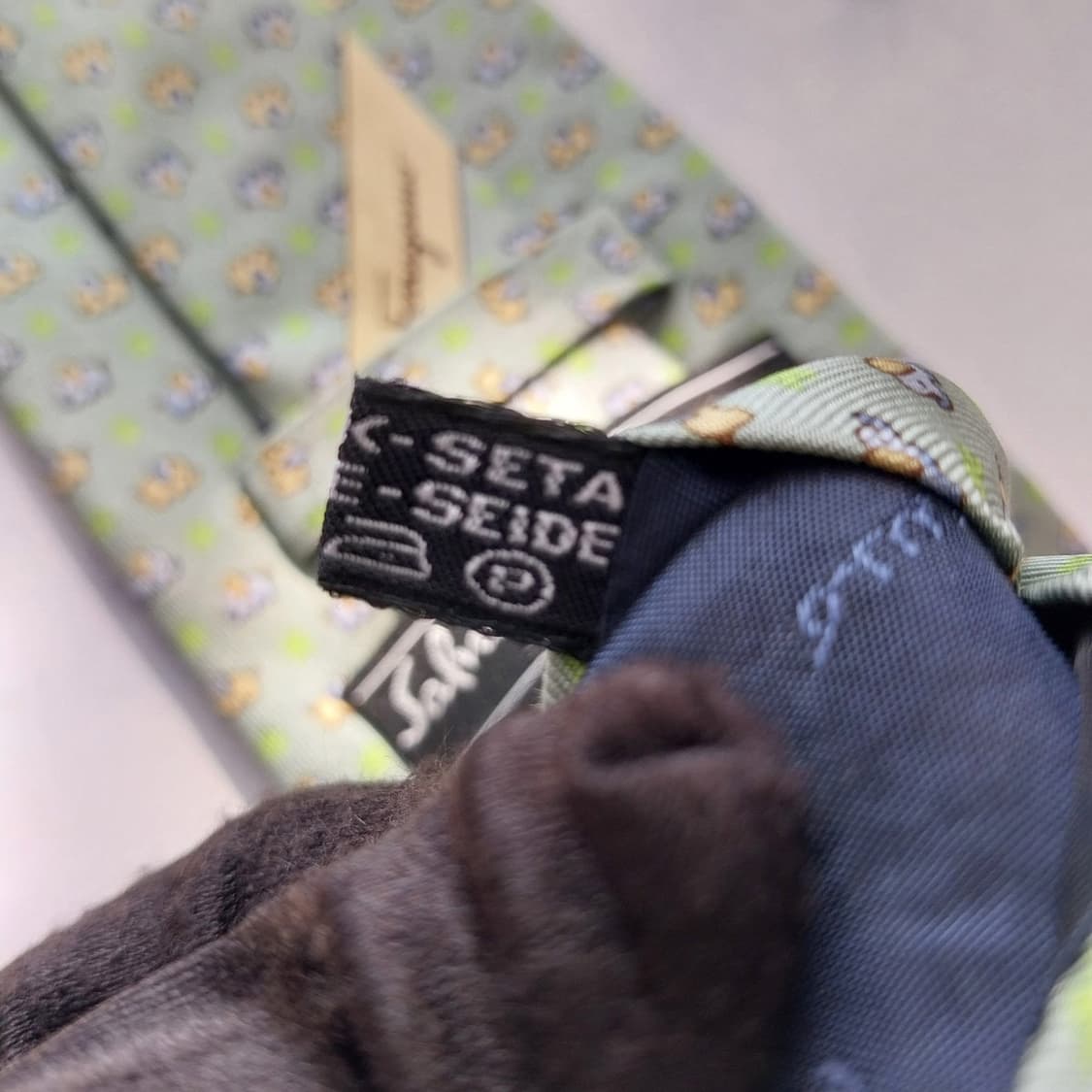 살바토레 페라가모 넥타이 민트 코끼리 패턴 9.5cm A등급 K2137
 상품이미지9