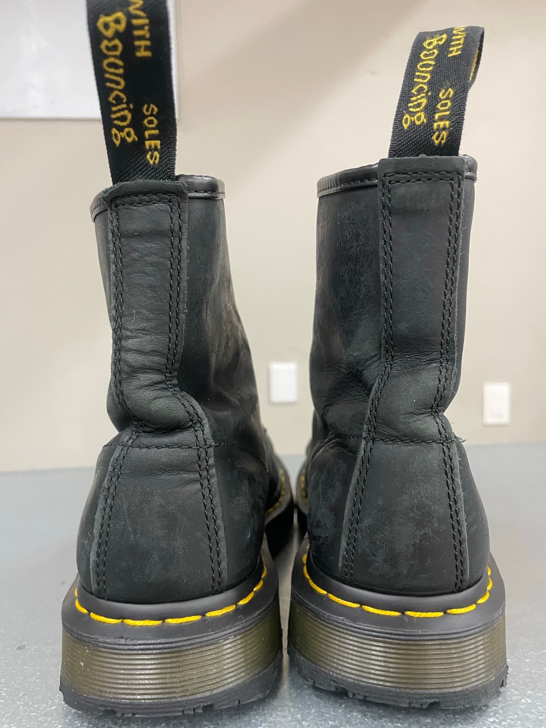 닥터마틴 1460 8홀 블랙 uk8 상품이미지9