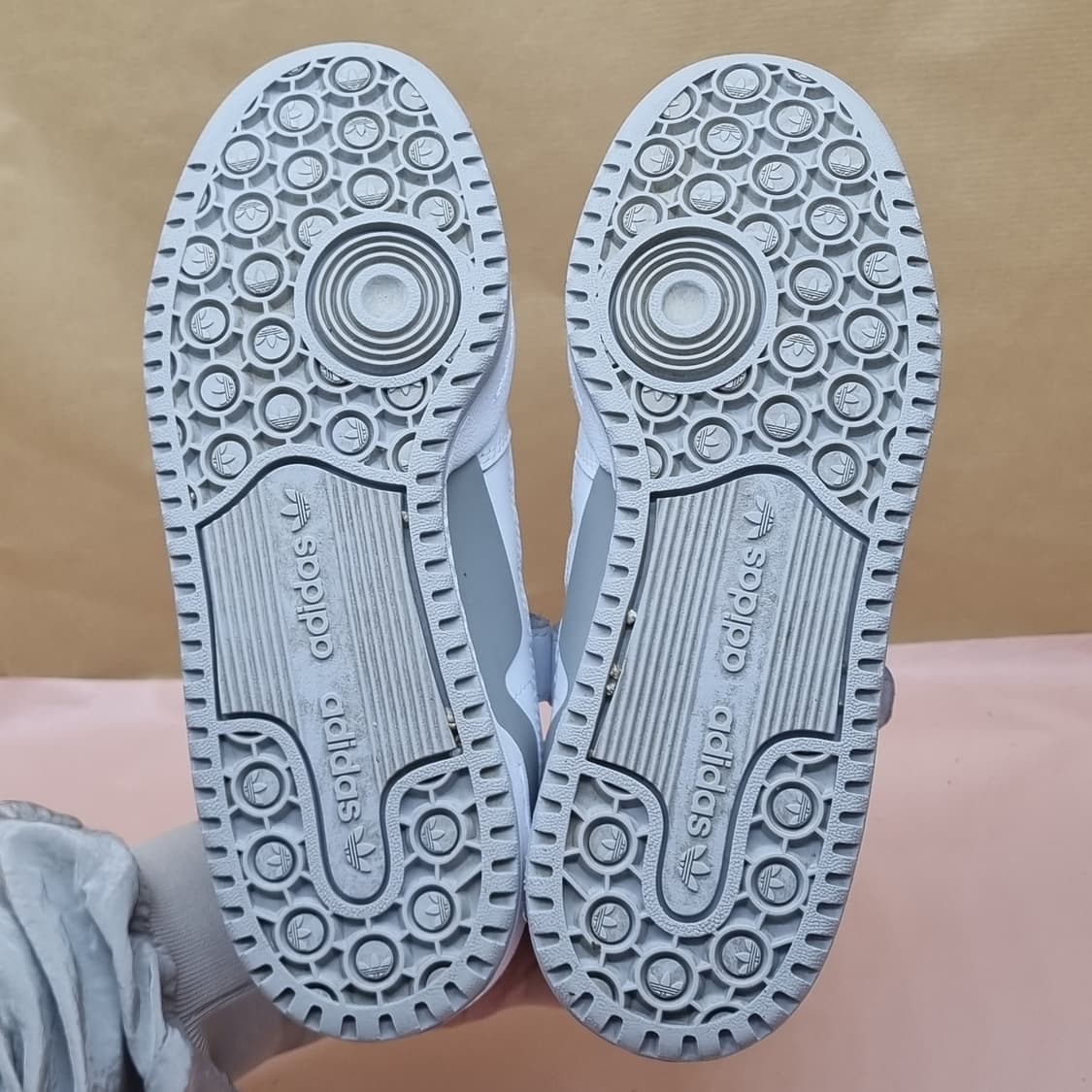 아디다스 포럼 로우 운동화 225 상품이미지3