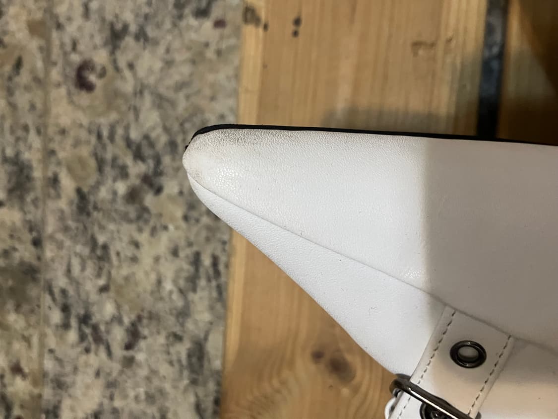 DEINET BUCKLE MULE IN WHITE 상품이미지5