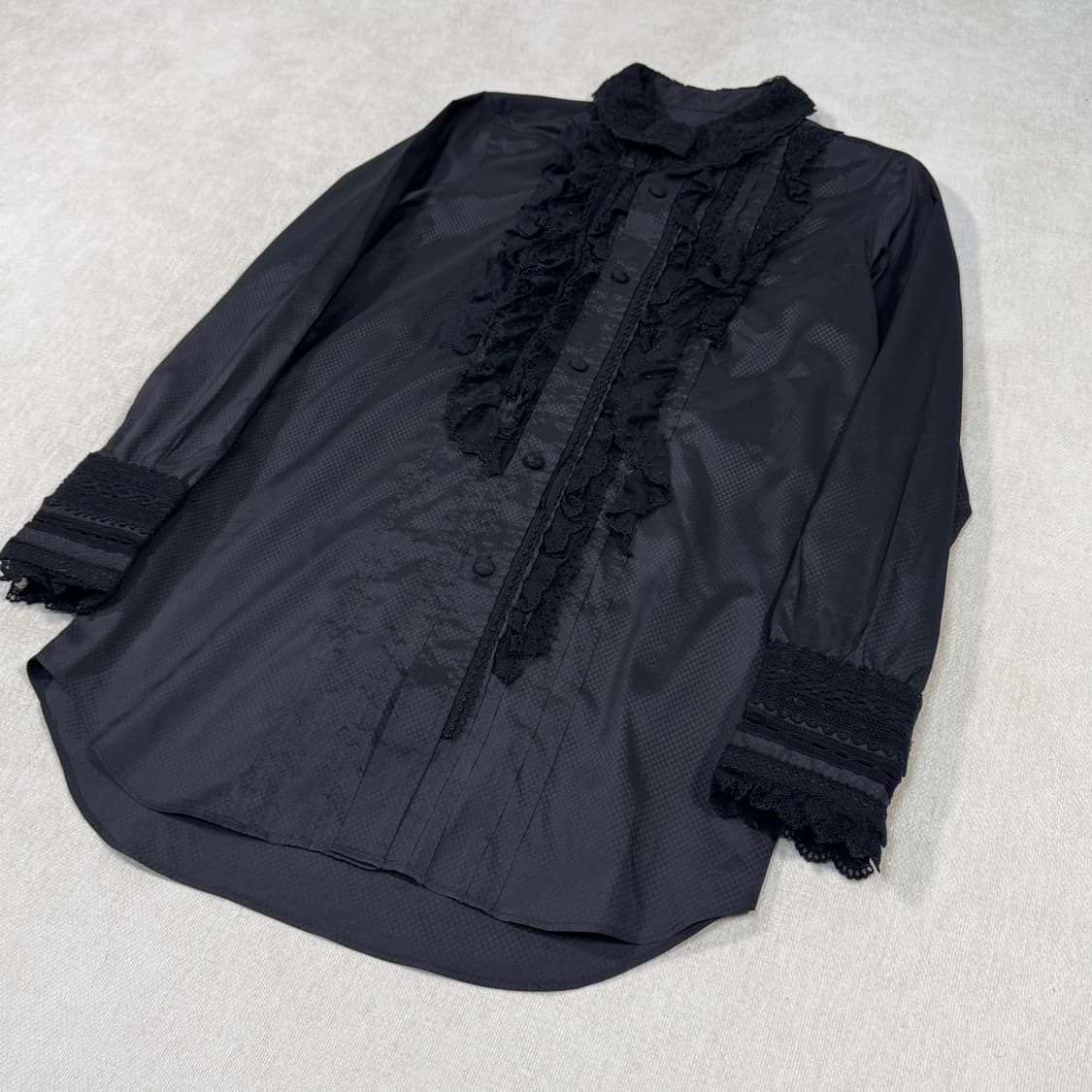 Ruffle Long Sleeve Shirt 상품이미지3