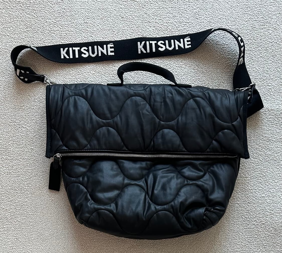 메종키츠네 블랙 퀼팅백 상품이미지1
