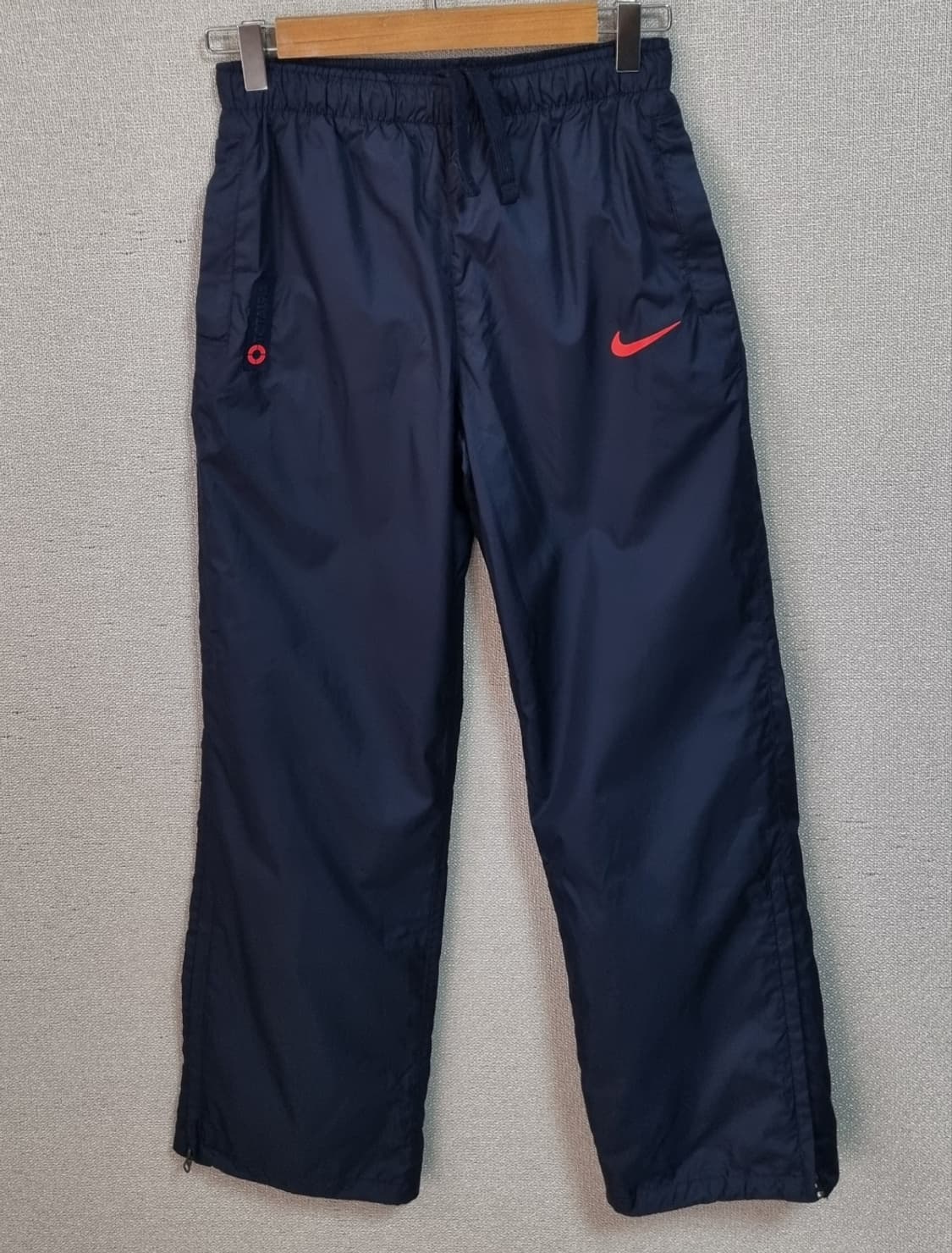 실측 S (55) 나이키 다크네이비 트레이닝 우븐팬츠 상품이미지1