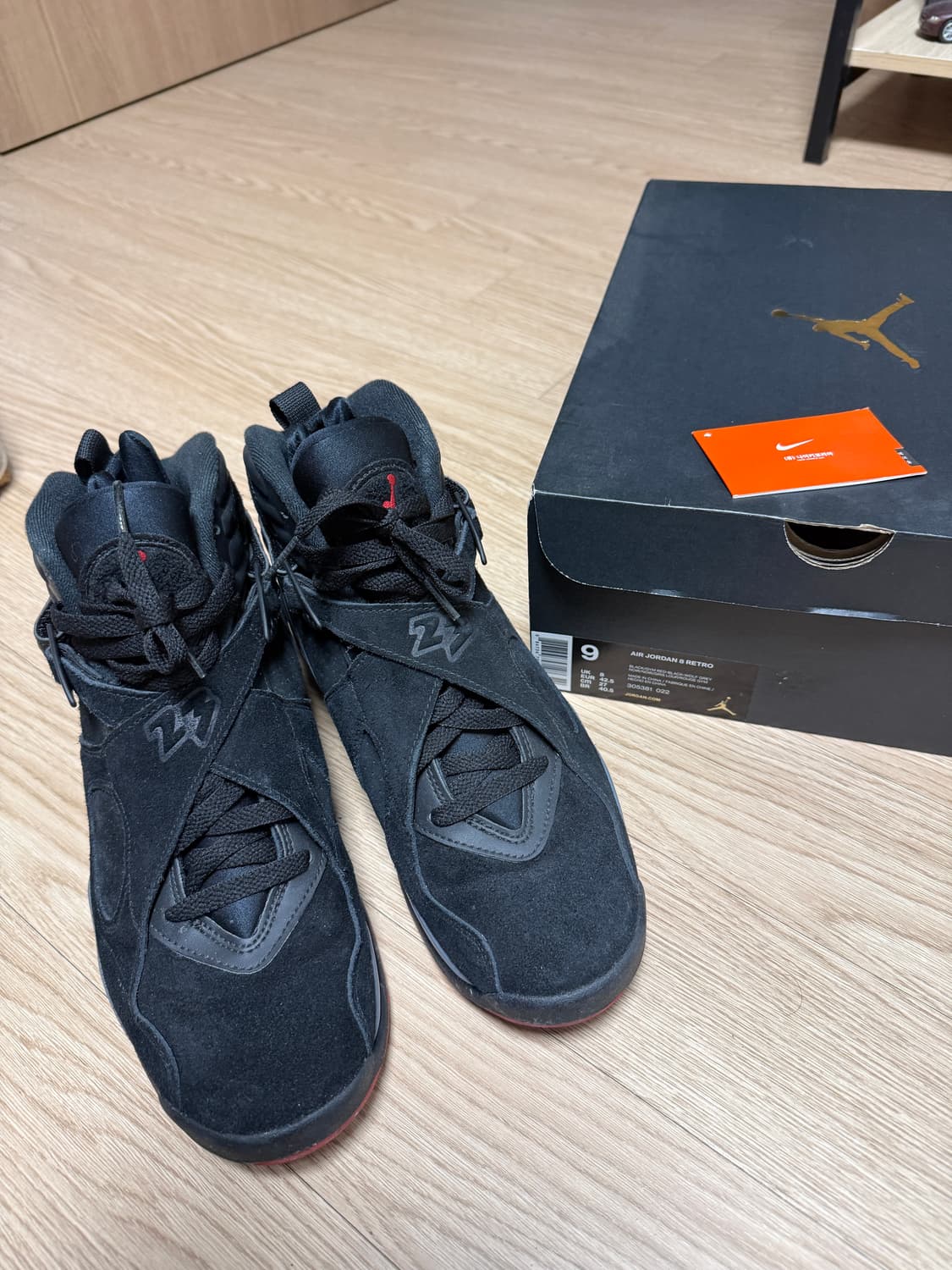 나이키 에어 조던8 레트로 브레드 상품이미지1