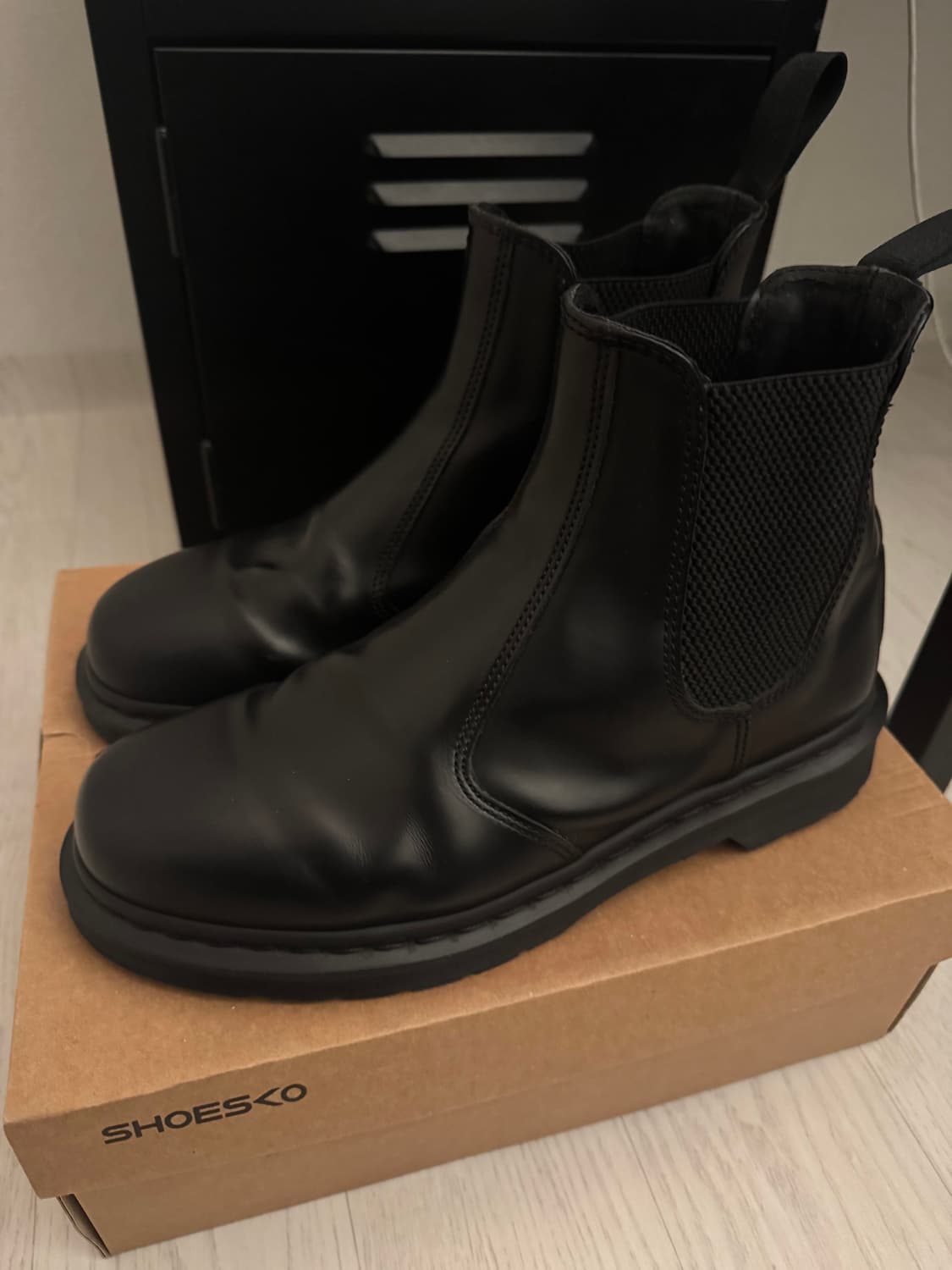 닥터마틴 2976 모노 첼시 부츠 280 팝니다 상품이미지2