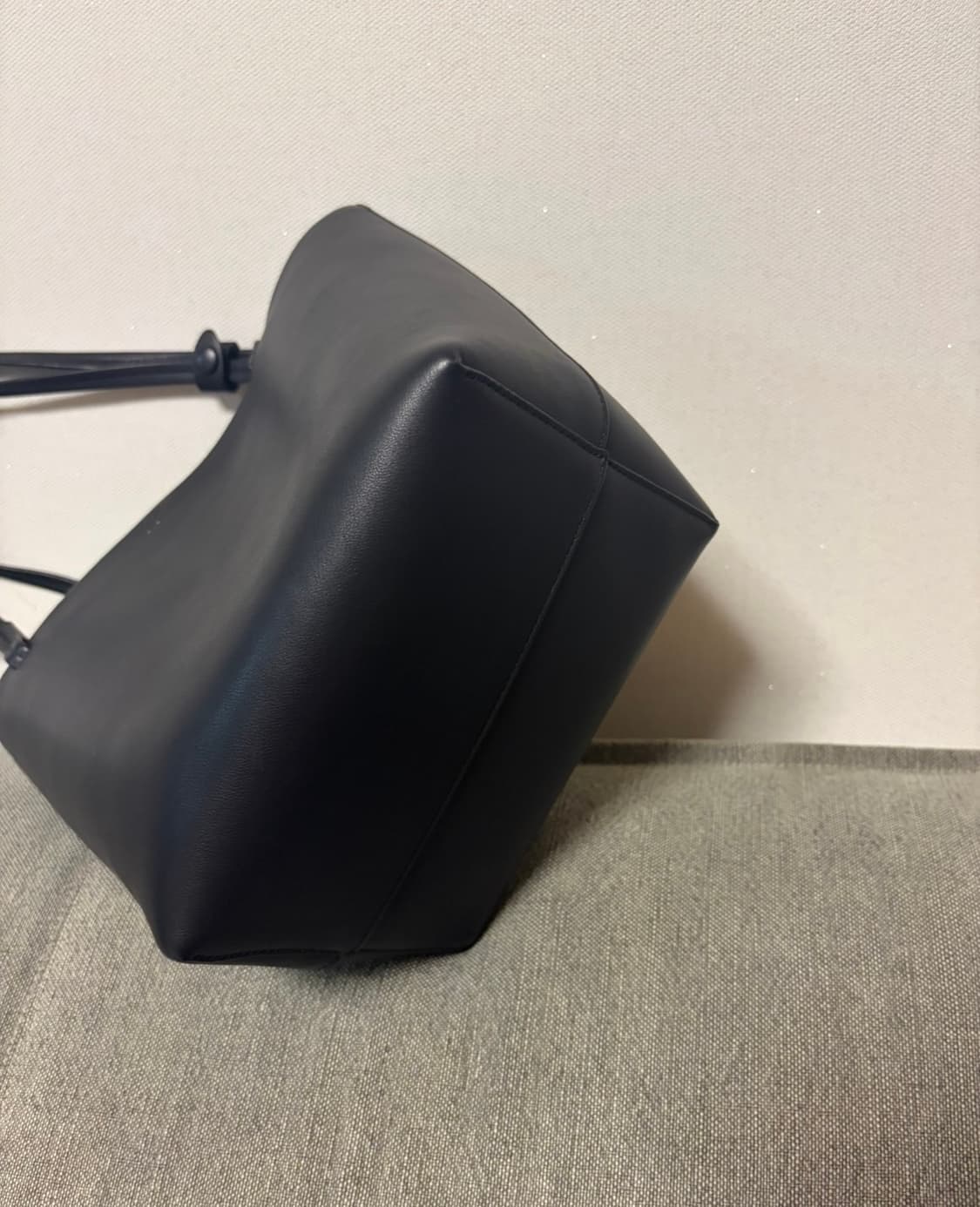 더로우 파트 도트백 상품이미지2