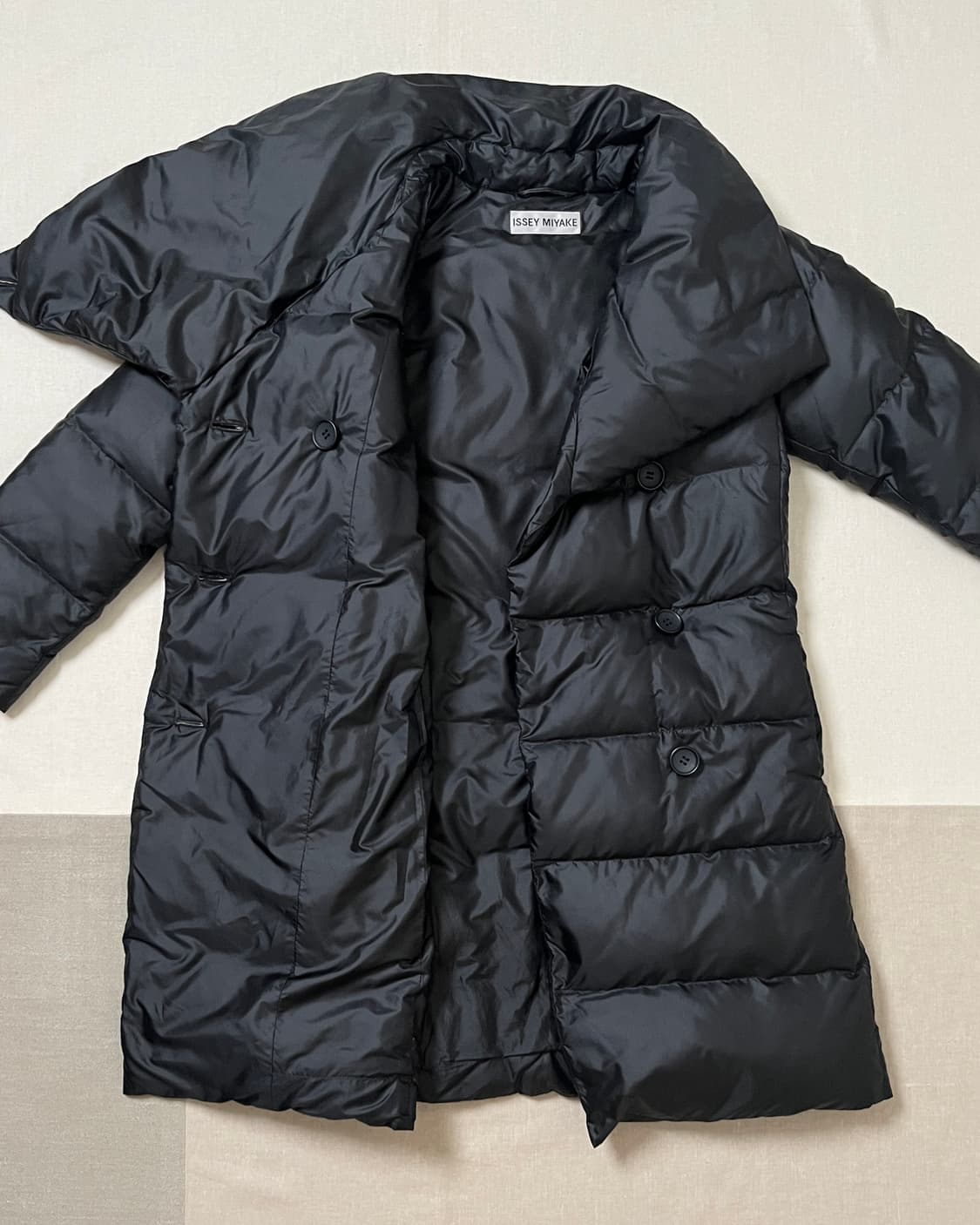 이세이미야케 빅카라 롱 다운코트 issey miyake 패딩코트 상품이미지3
