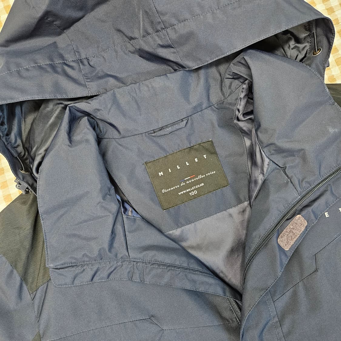 밀레 오버핏 바람막이 자켓 남자100 상품이미지2