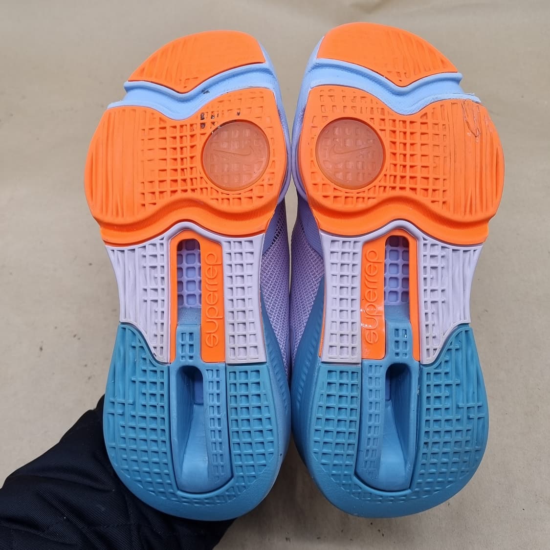 나이키 에어 줌 슈퍼렙 여성운동화230  상품이미지3