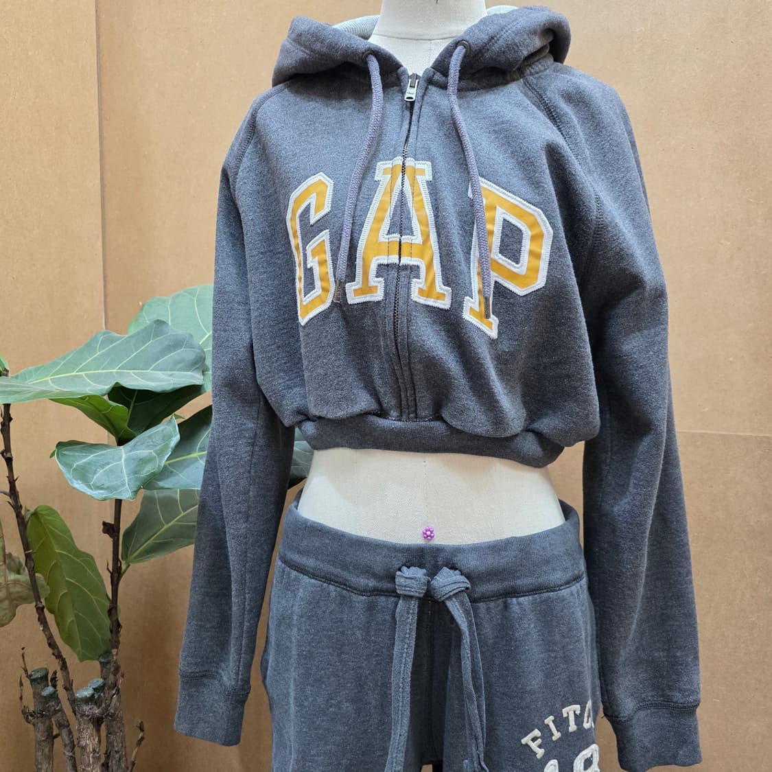 갭 언더붑 크롭탑 후드티 상품이미지1