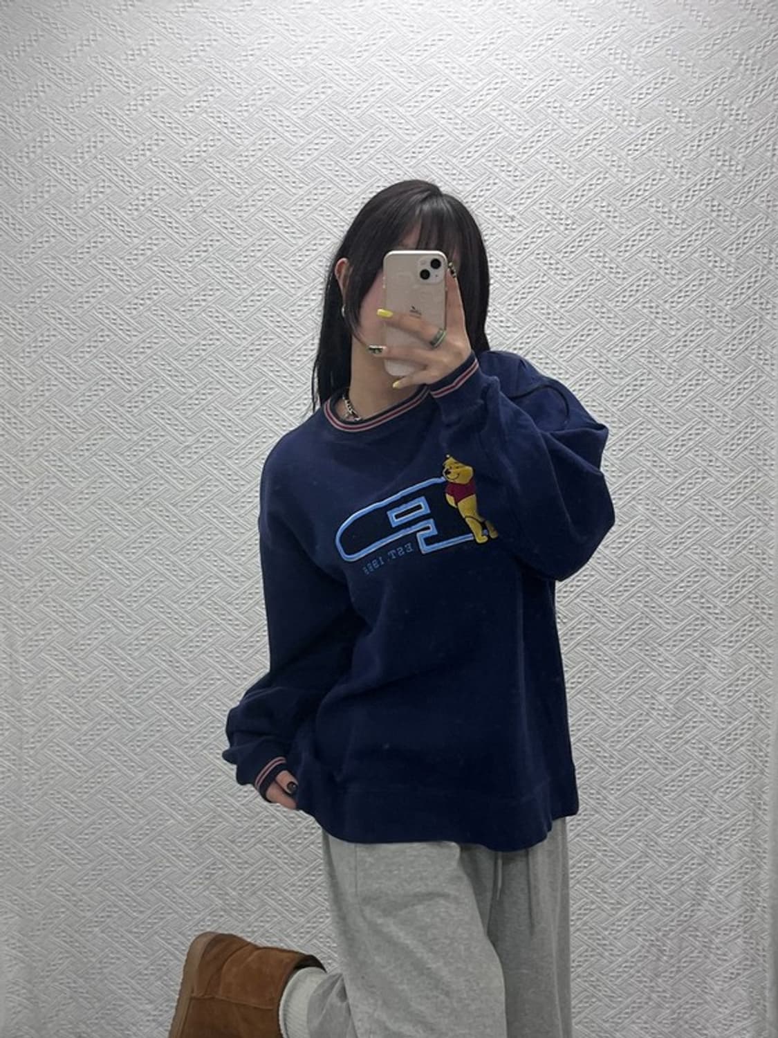 디즈니 푸우 유니크 희귀 키치 자수로고 맨투맨 C07407 상품이미지2