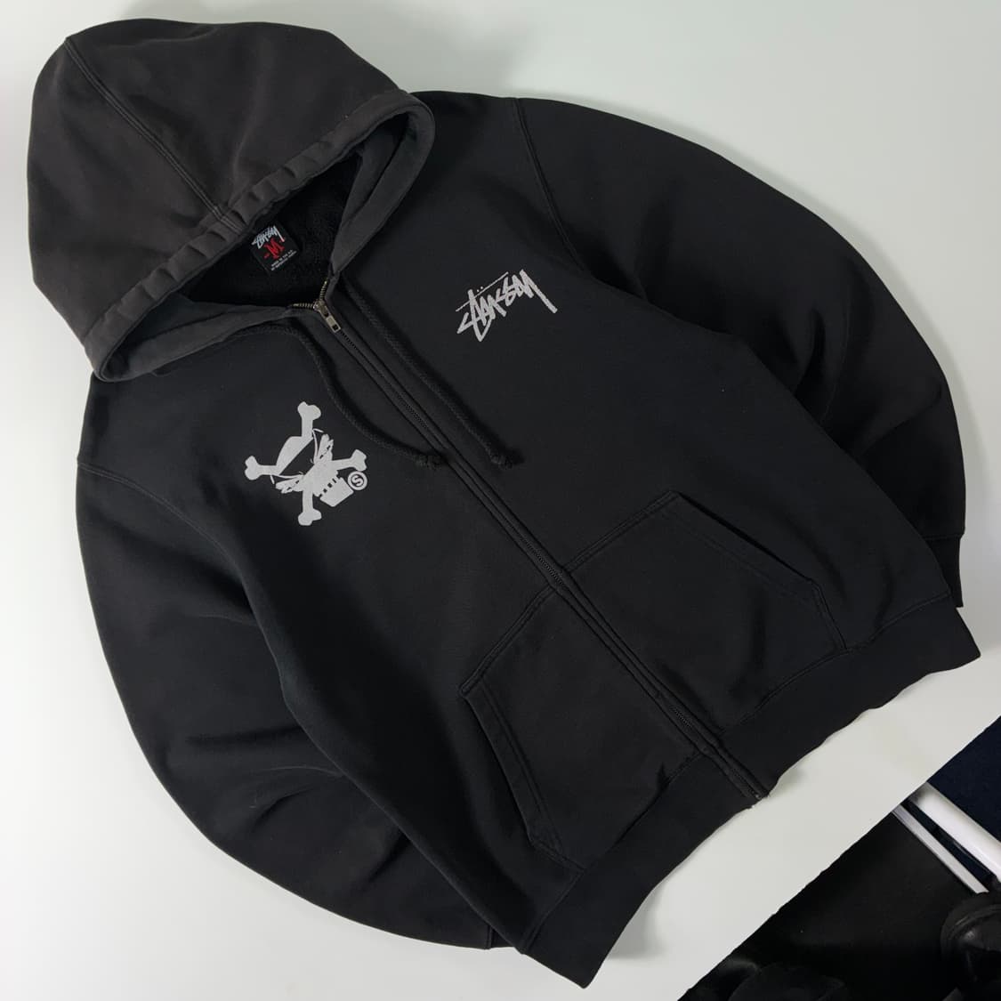 Stussy  스투시 x 배틀 액스 00,s 스컬 블랙 후드집업  상품이미지4