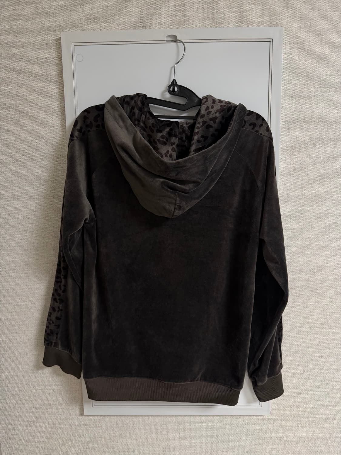 kissmark vintage 레오파드 벨벳 후드집업 상품이미지2