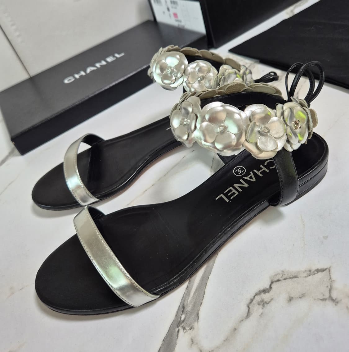 (정품) 샤넬 까멜리아 샌들 37 상품이미지9