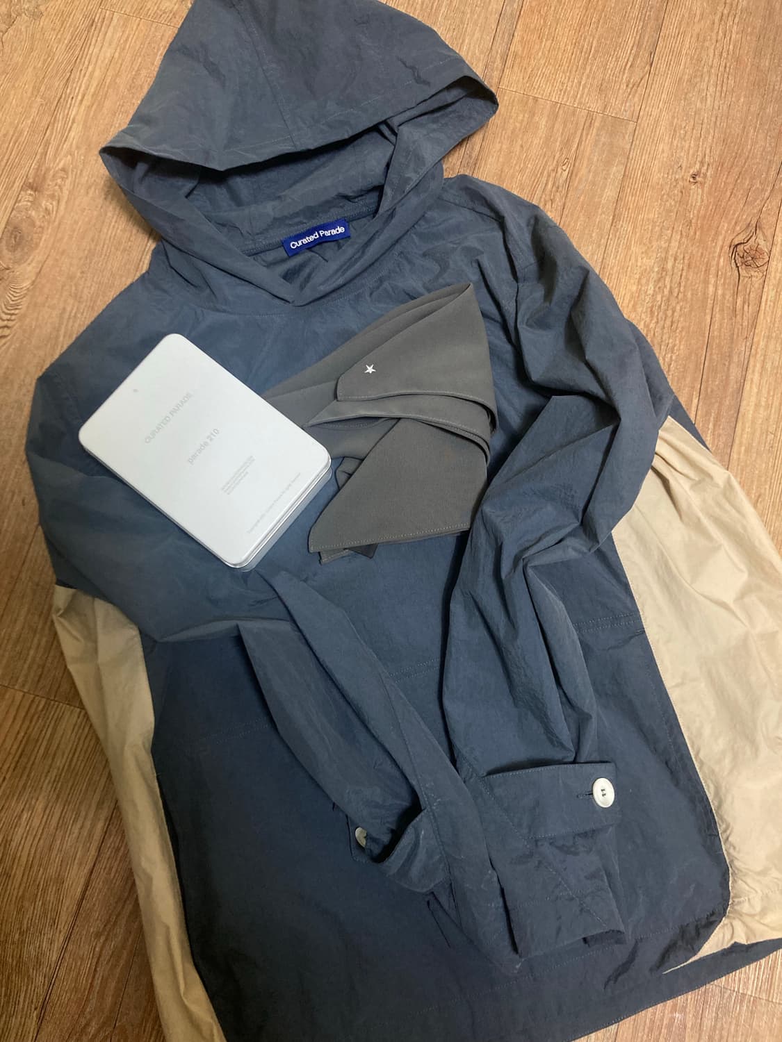 큐레이티드 퍼레이드 후드, 스카프 상품이미지1