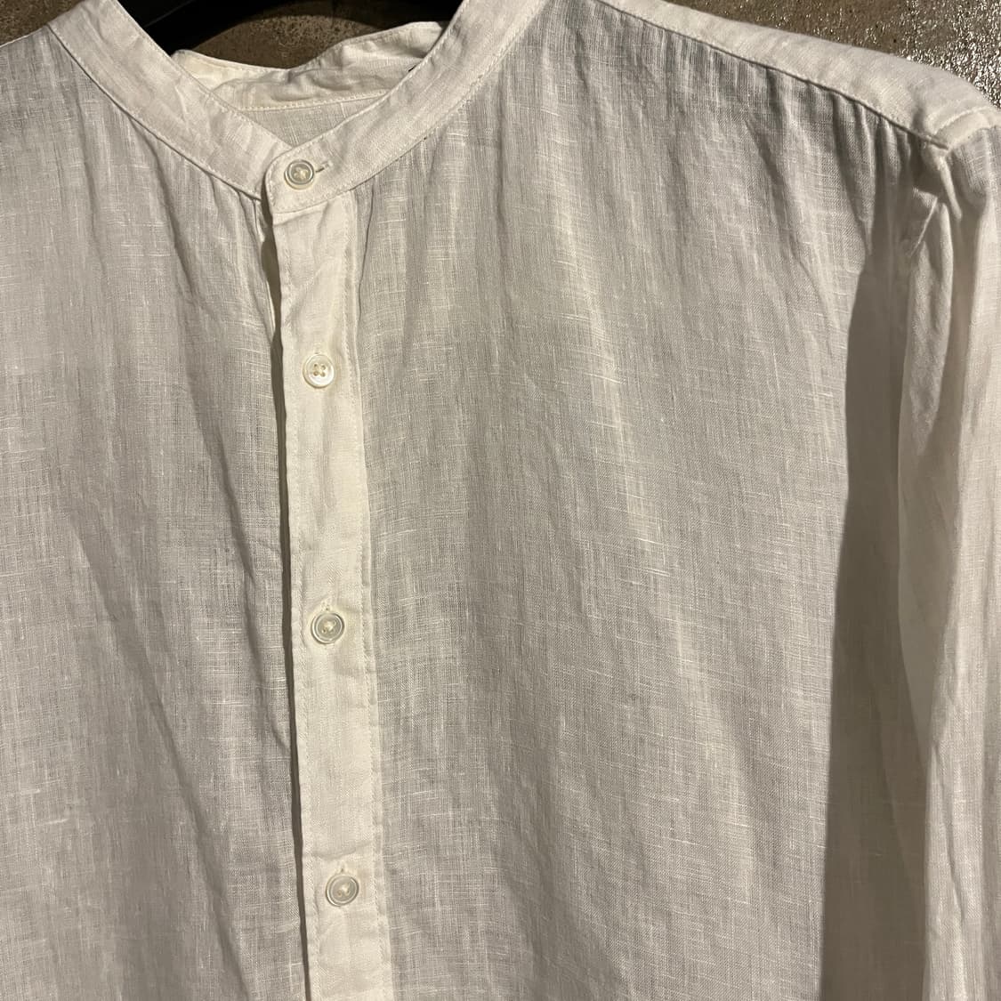 띠어리 버튼 린넨 셔츠 상품이미지2