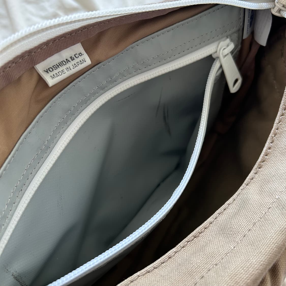 Porter Beat Beige Canvas Bag 상품이미지10