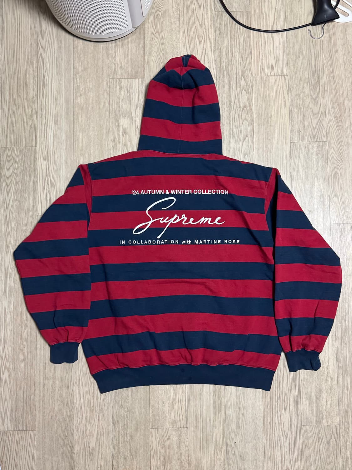 슈프림 마틴로즈 후드 스웨트셔츠 스트라이프 레드 네이비 상품이미지1