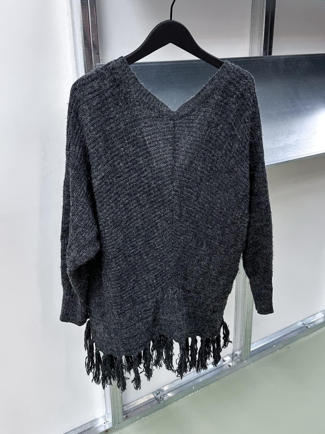 charcoal tassle cardigan 상품이미지3