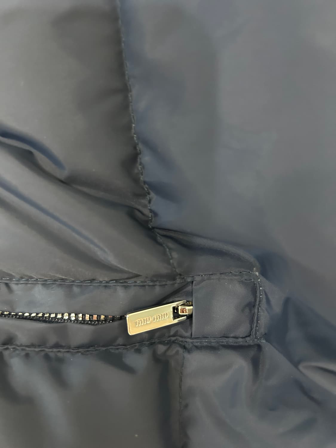 미우 테크니컬 퐁제 다운 구스 상품이미지7