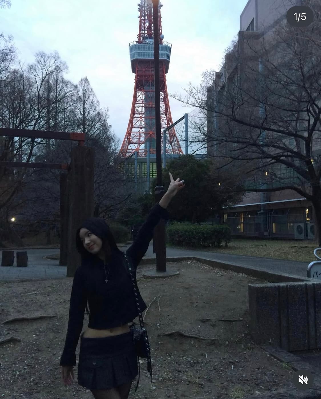 보헤미안서울 PLEATED WRAP SKIRT, DEEP GRAY 상품이미지2