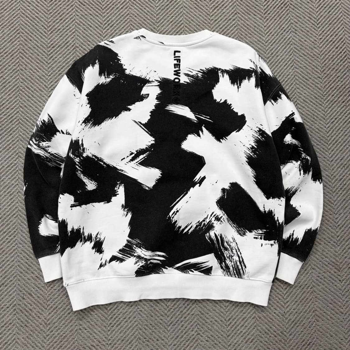 라이프워크 라독 패치 맨투맨 v2058 상품이미지2