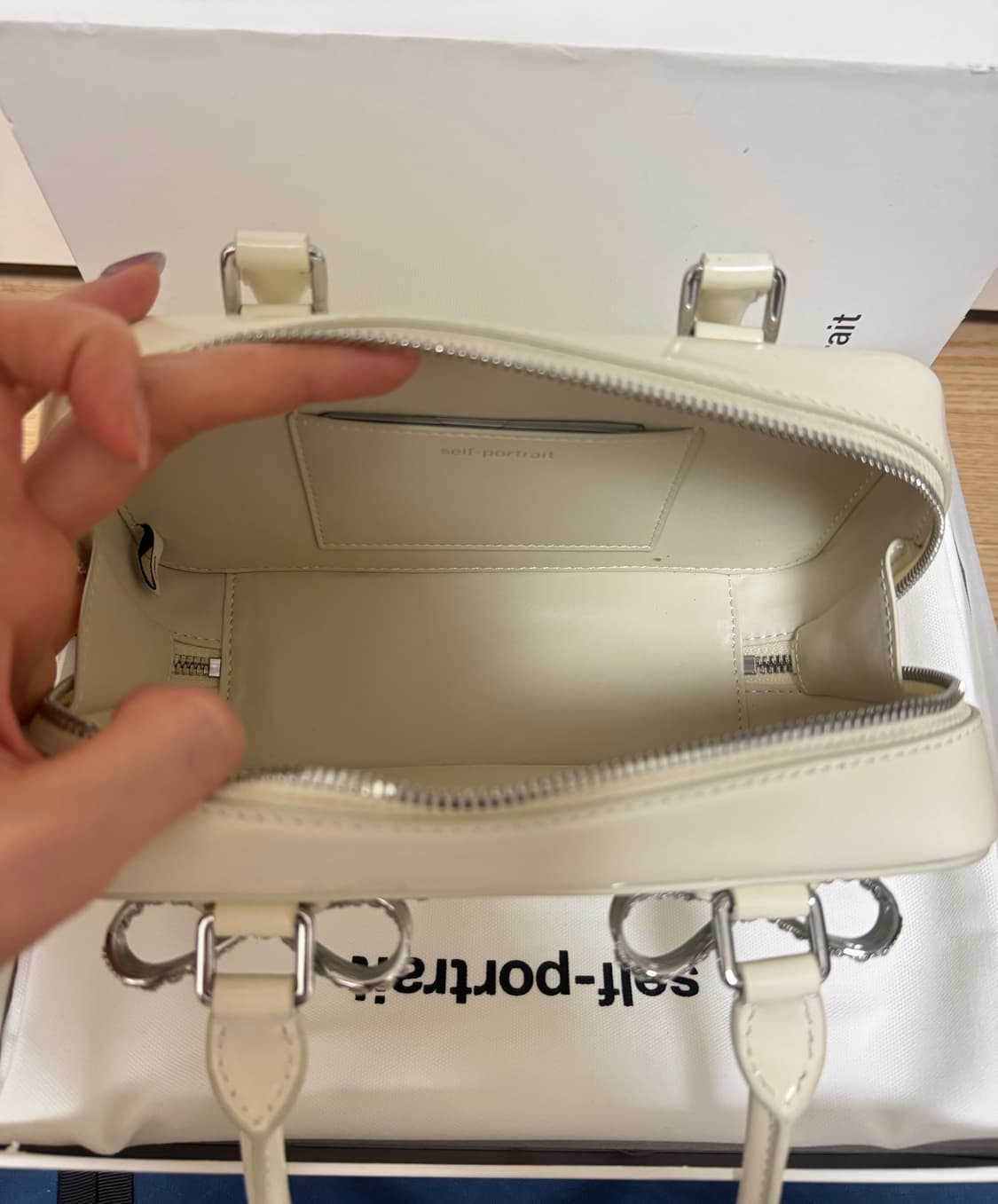 셀프포트레이트 보우 레더 토트백 상품이미지8