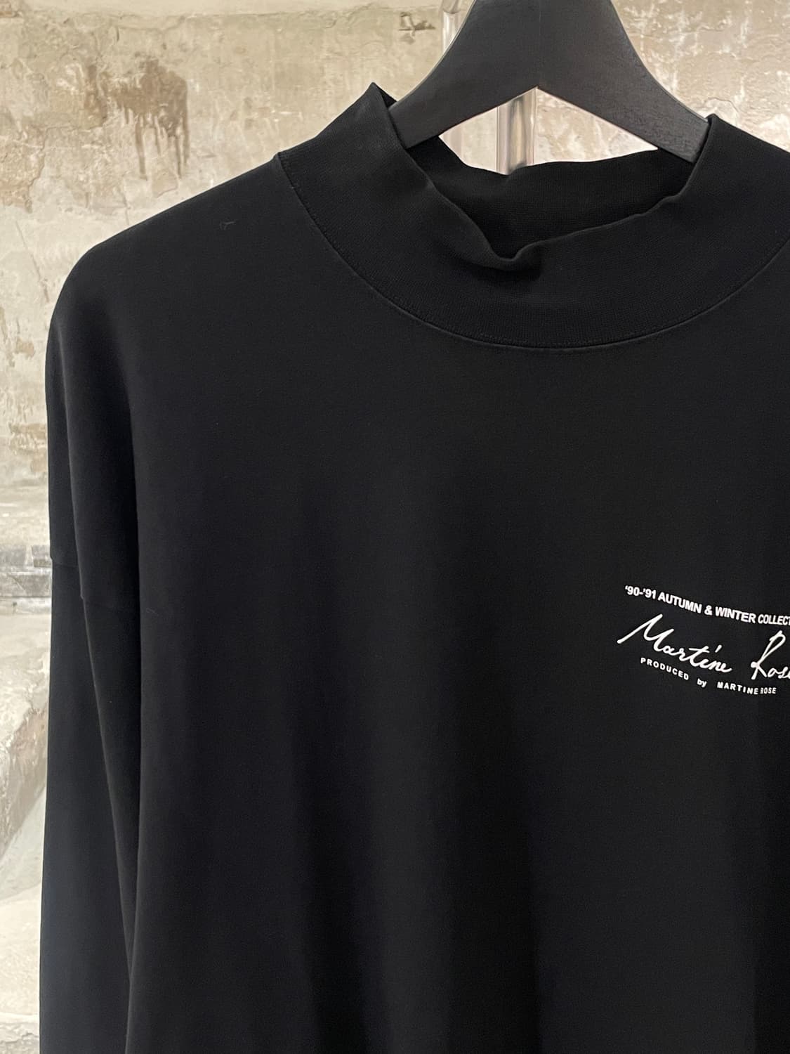 마틴 로즈 블랙 모크넥 코튼 롱 슬리브 상품이미지3