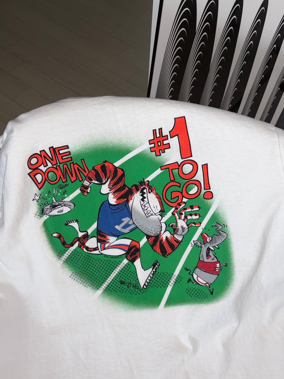 00s Hanes 헤인즈 미식축구 카툰 프린팅 티셔츠 L (100) 상품이미지1