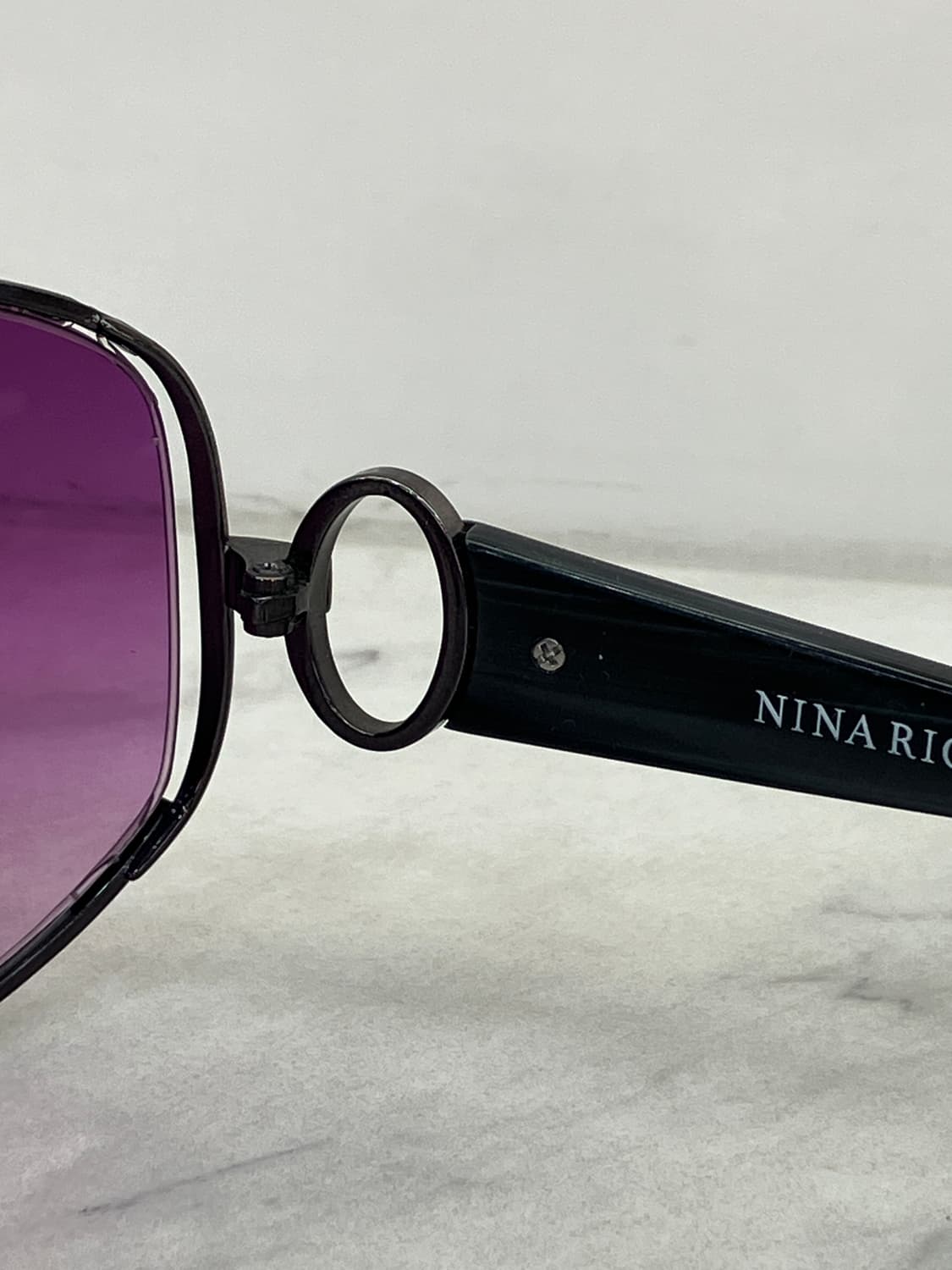 니나리치 NINA RICCI 커브드 선글라스(34g) 상품이미지8