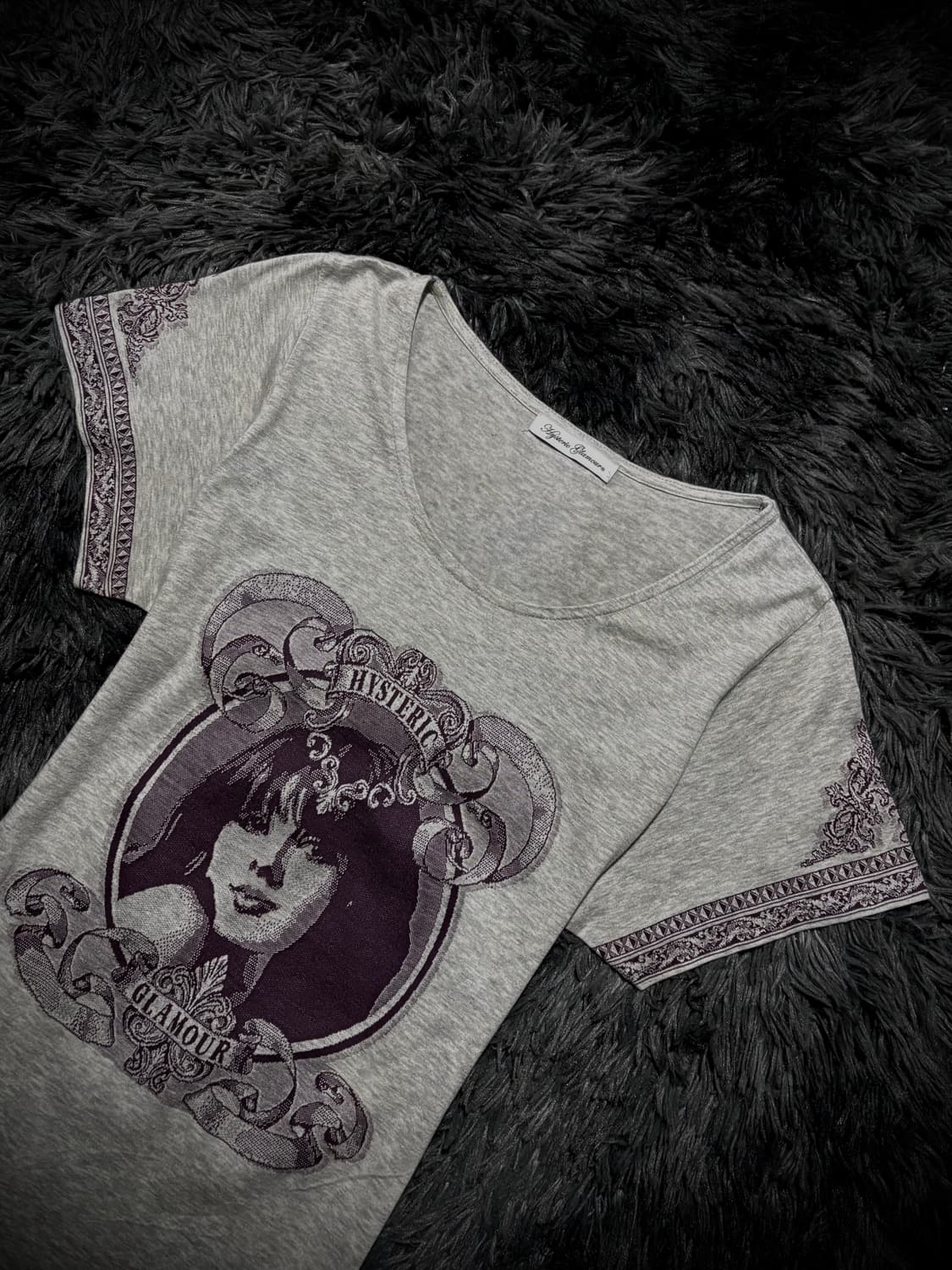 Hysteric Glamour 걸프린팅 오너먼트 그레이 반팔 티셔츠 상품이미지3