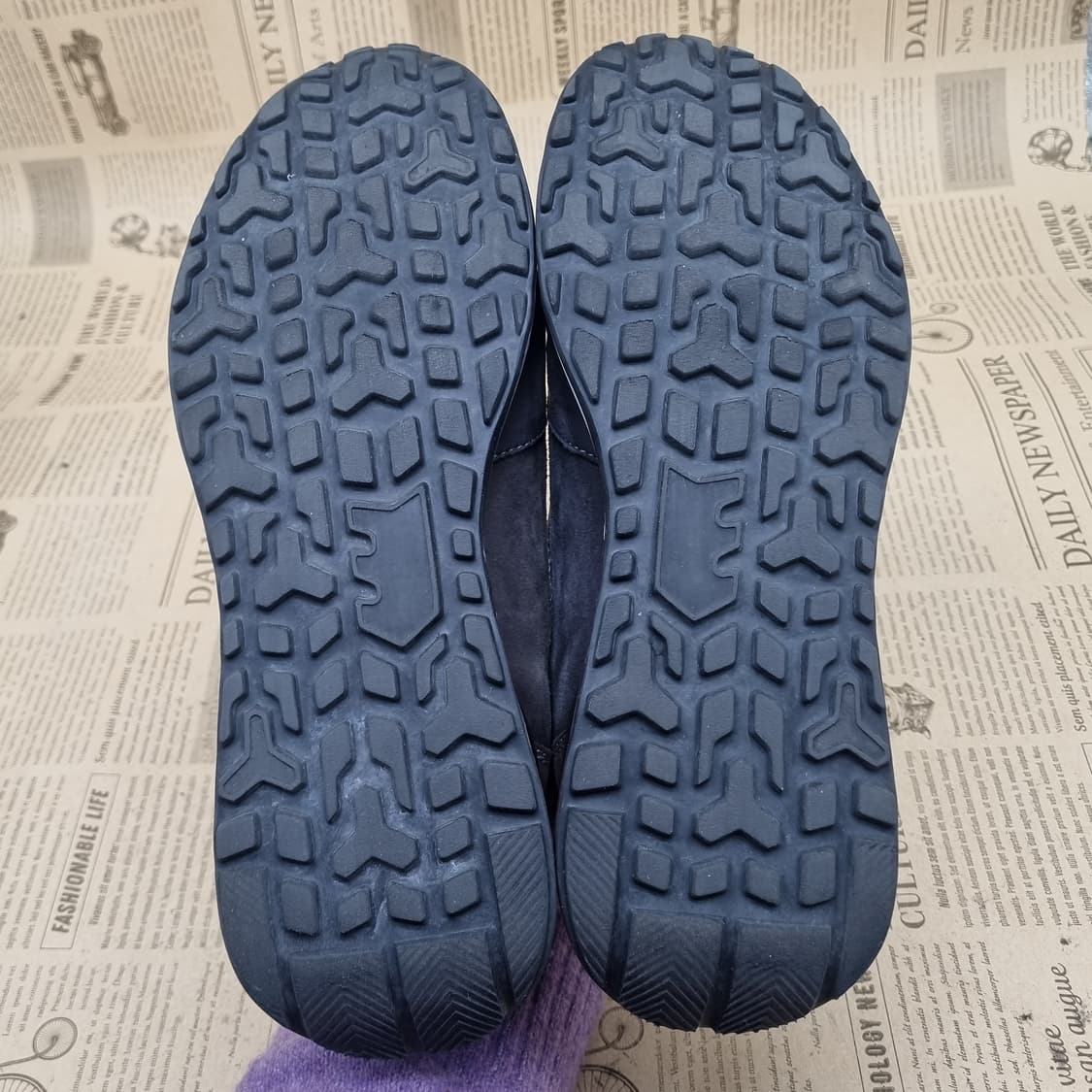 닥스 캐주얼 밴드끈 스니커즈 실사이즈 255 상품이미지3