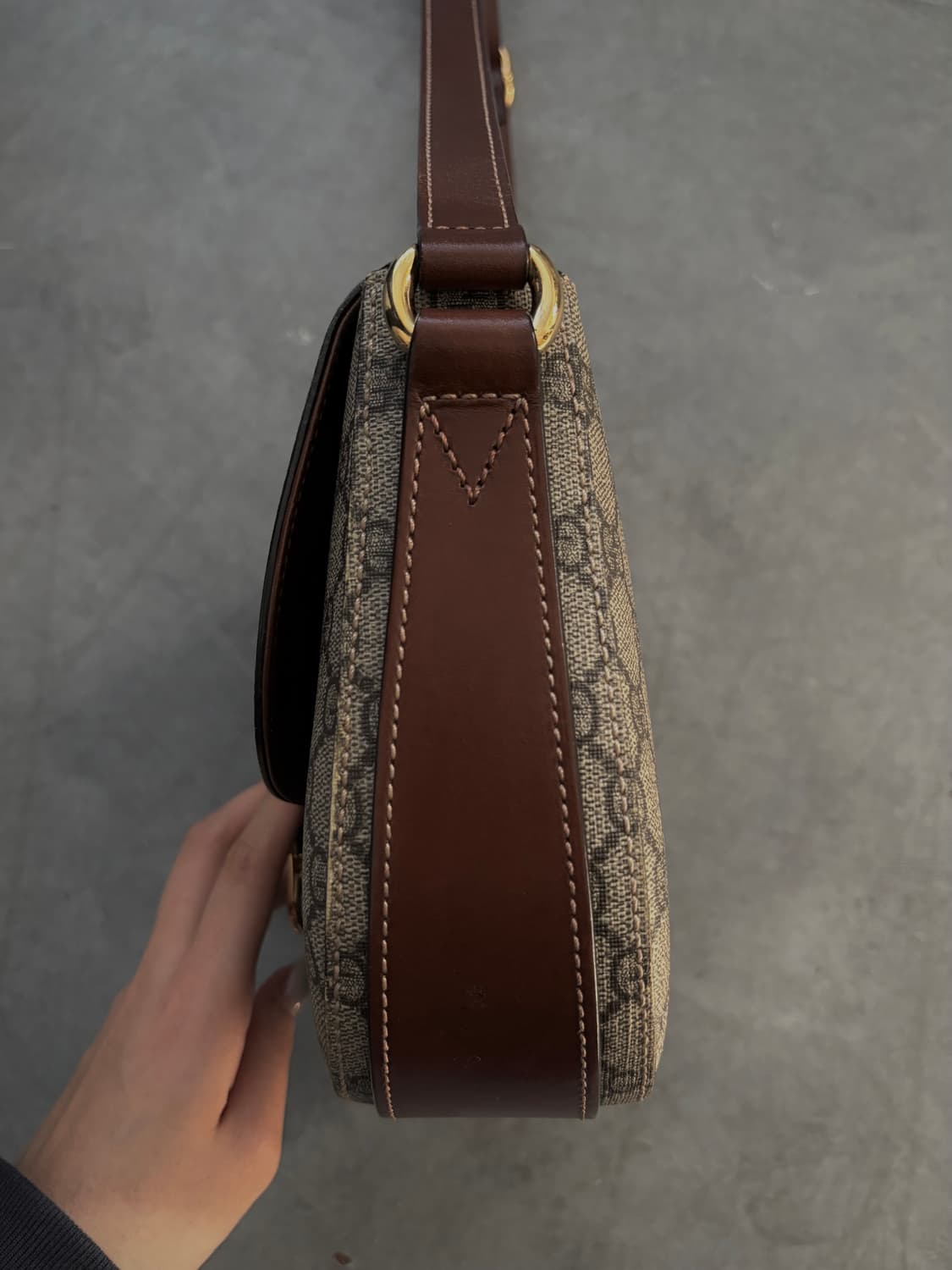 Gucci 구찌 GG 로고 수프림 숄더백 상품이미지3