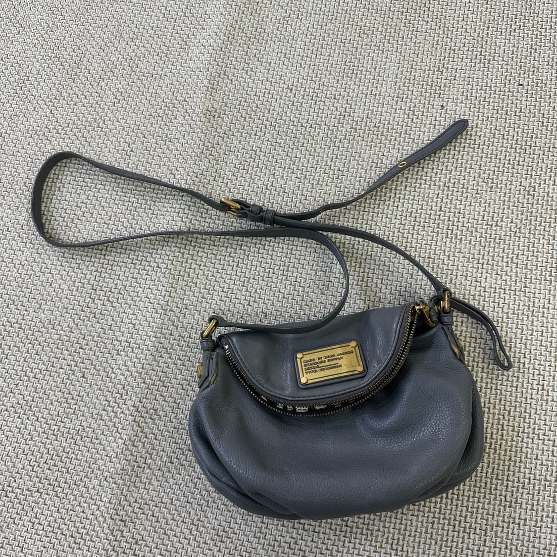 실측확인 마크제이콥스 클랙식 크로스백 0409D 상품이미지1