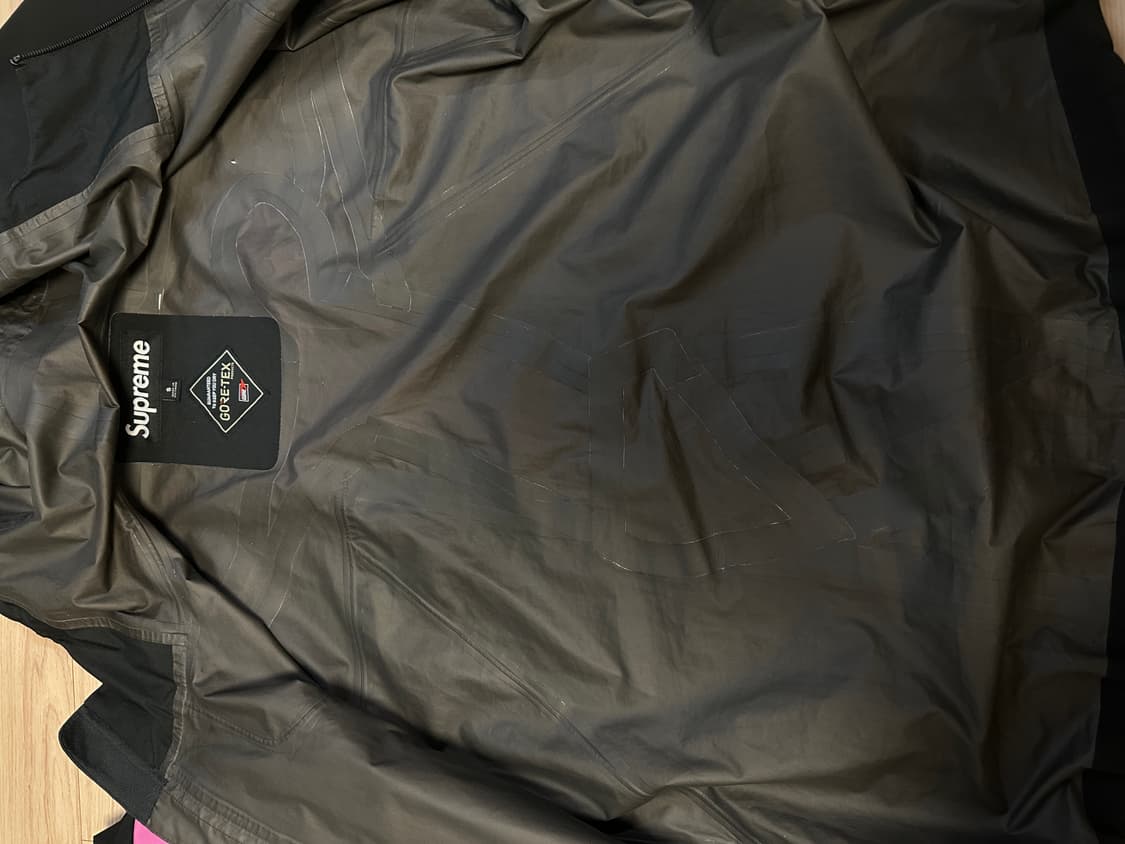 슈프림 곤즈 고어택스 쉘자켓 상품이미지6