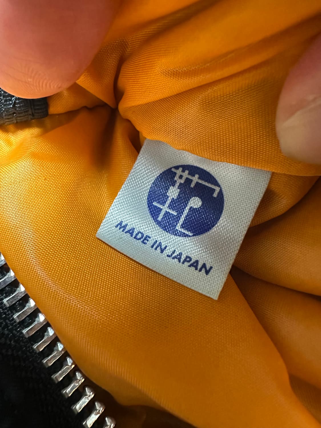 PORTER 요시다 포터 반달 숄더백 블랙 상품이미지10