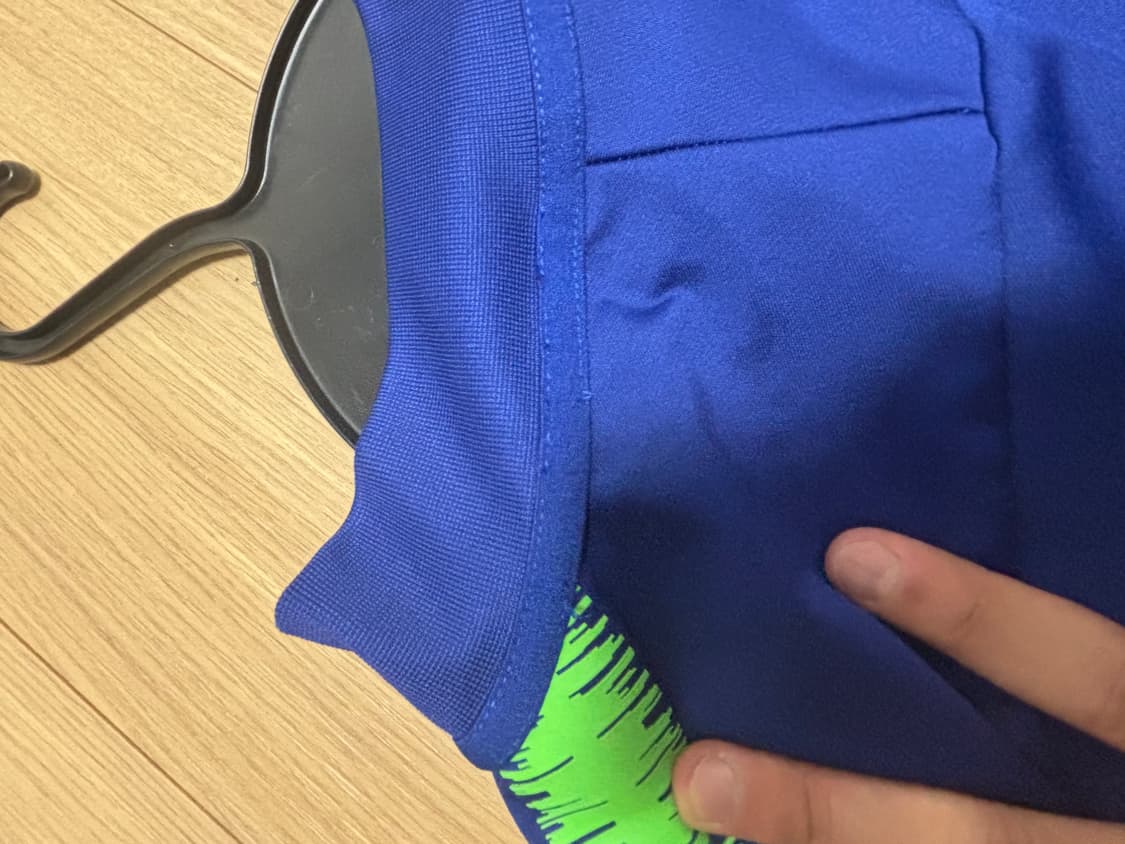 나이키 드릴탑 팔아요 상품이미지3