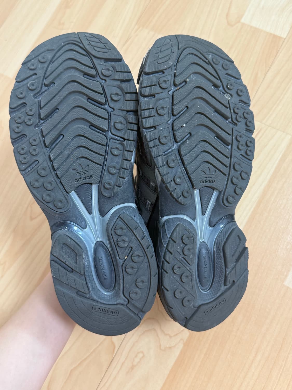 송포더뮤트 아디다스 230 상품이미지4