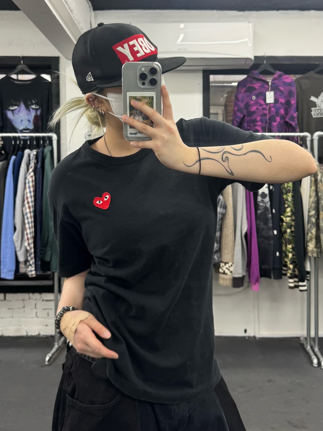꼼데가르송 레드와펜 티셔츠 상품이미지2