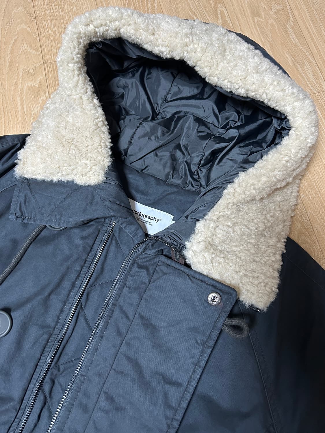 코드그라피 N2B 숏패딩 차콜 M 상품이미지5