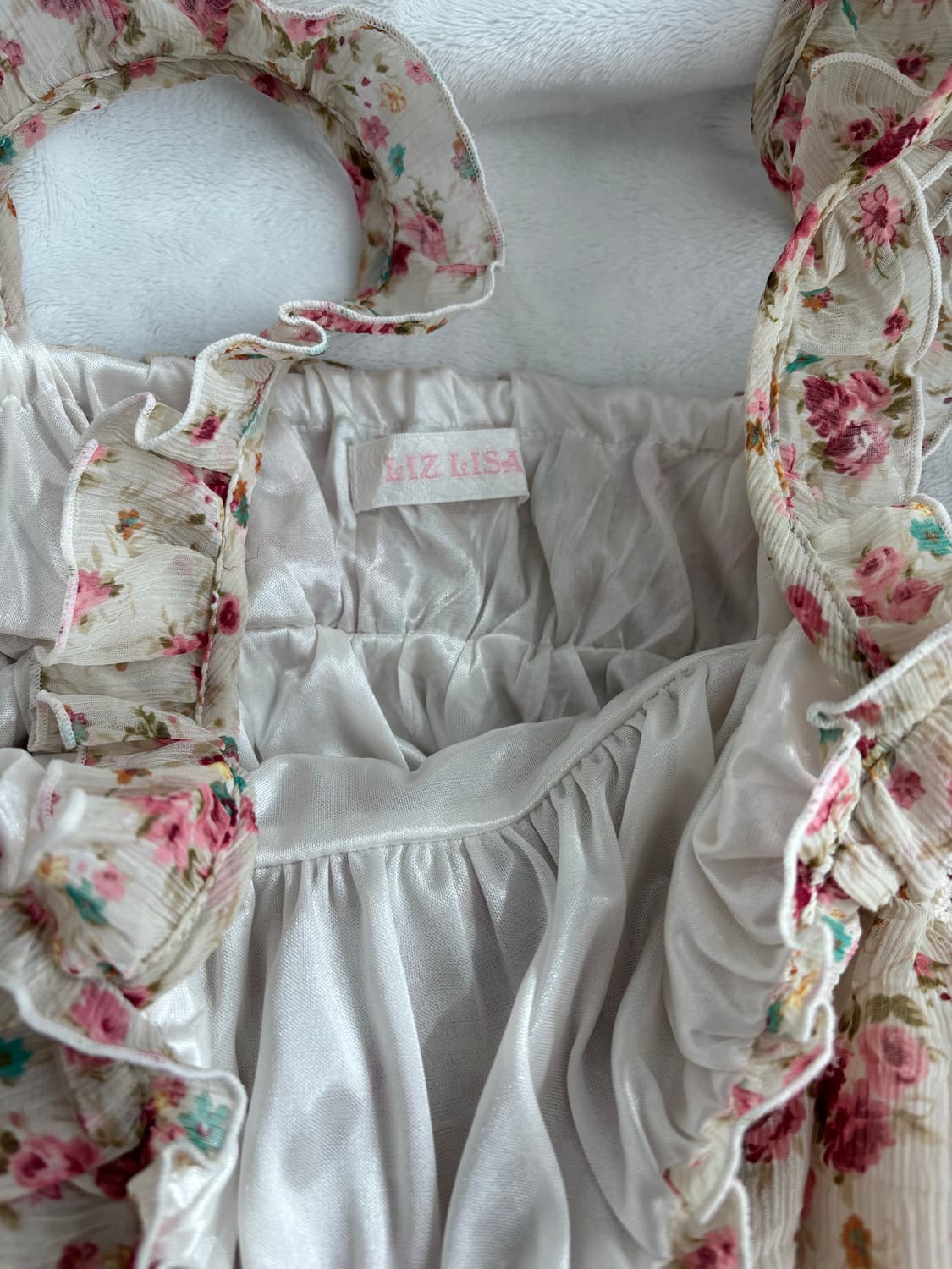 리즈리사 대대장 잔꽃 튜닉탑 상품이미지3