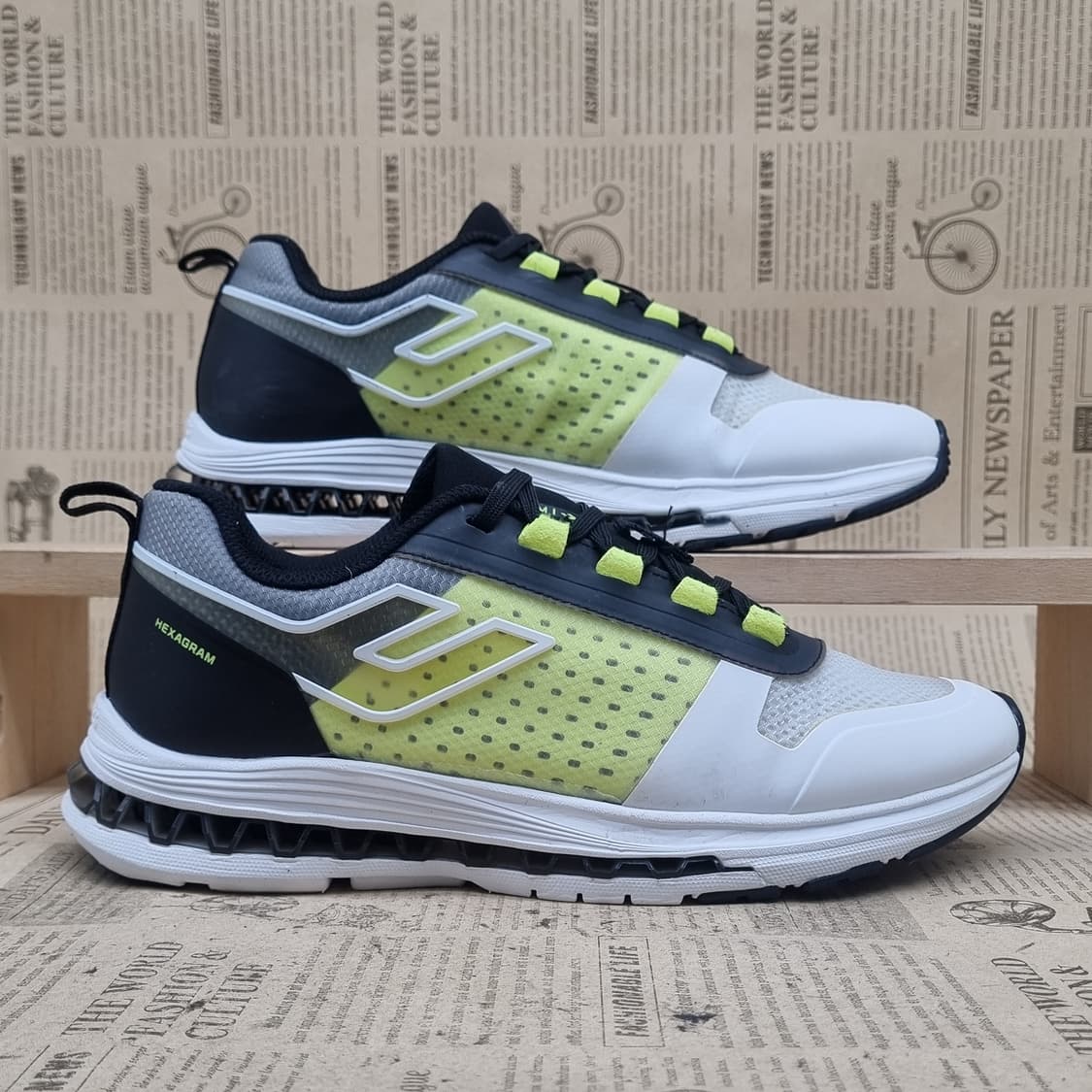 프로스펙스 헥사그램 여성운동화240  상품이미지1