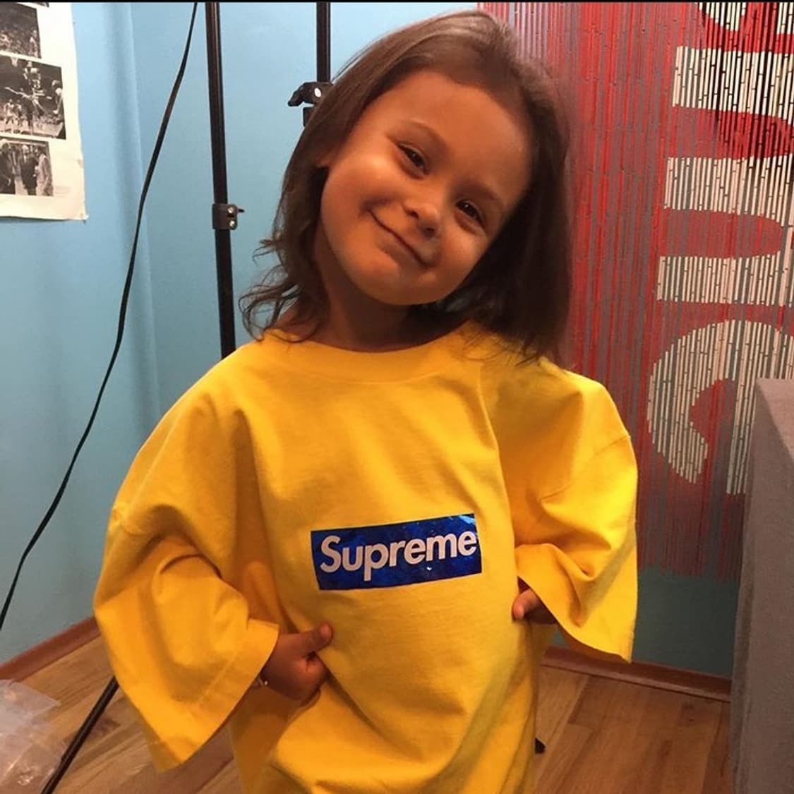 슈프림 2006 홀로그래픽 박스로고 티셔츠 노파 상품이미지8