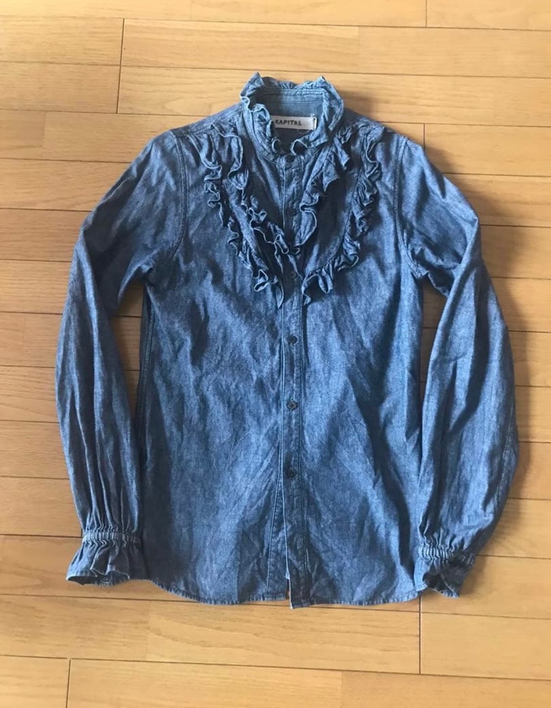 캐피탈 데님 프릴 블라우스 상품이미지1