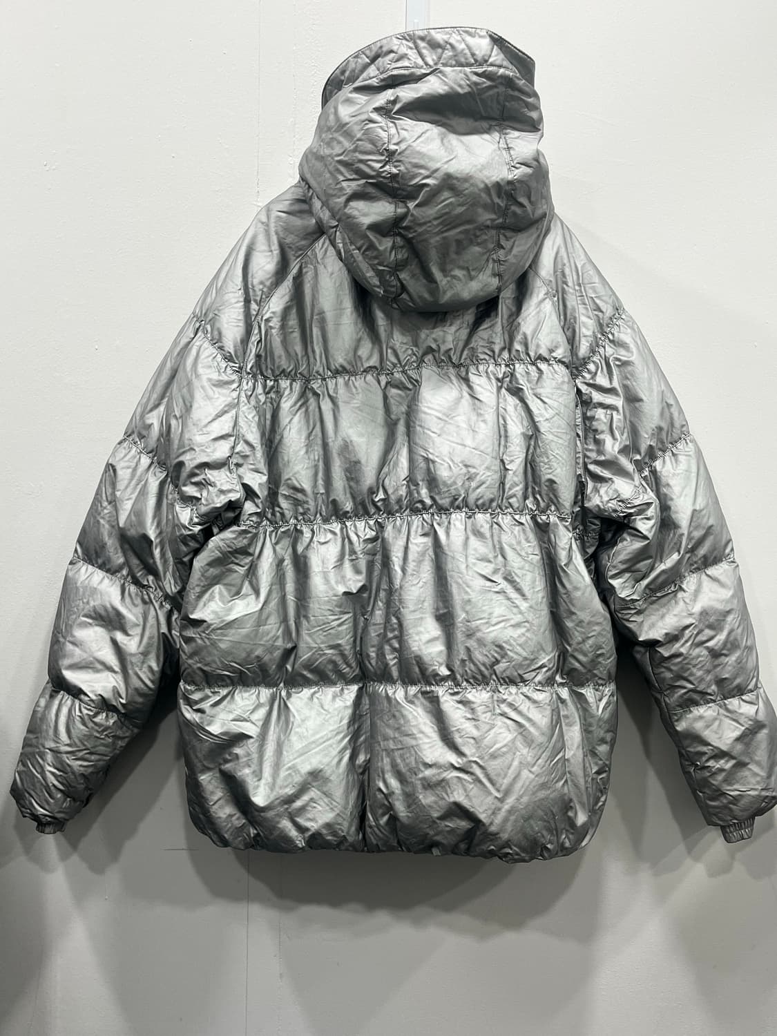 나이키 메탈 실버 덕다운 패딩 남성 L 100-105 상품이미지4