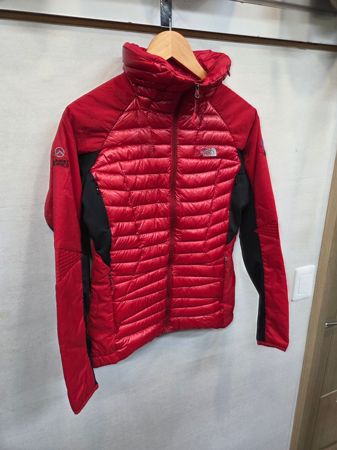 노스페이스 써밋시리즈 퍼텍스 구스다운 경량패딩 s 90 상품이미지5