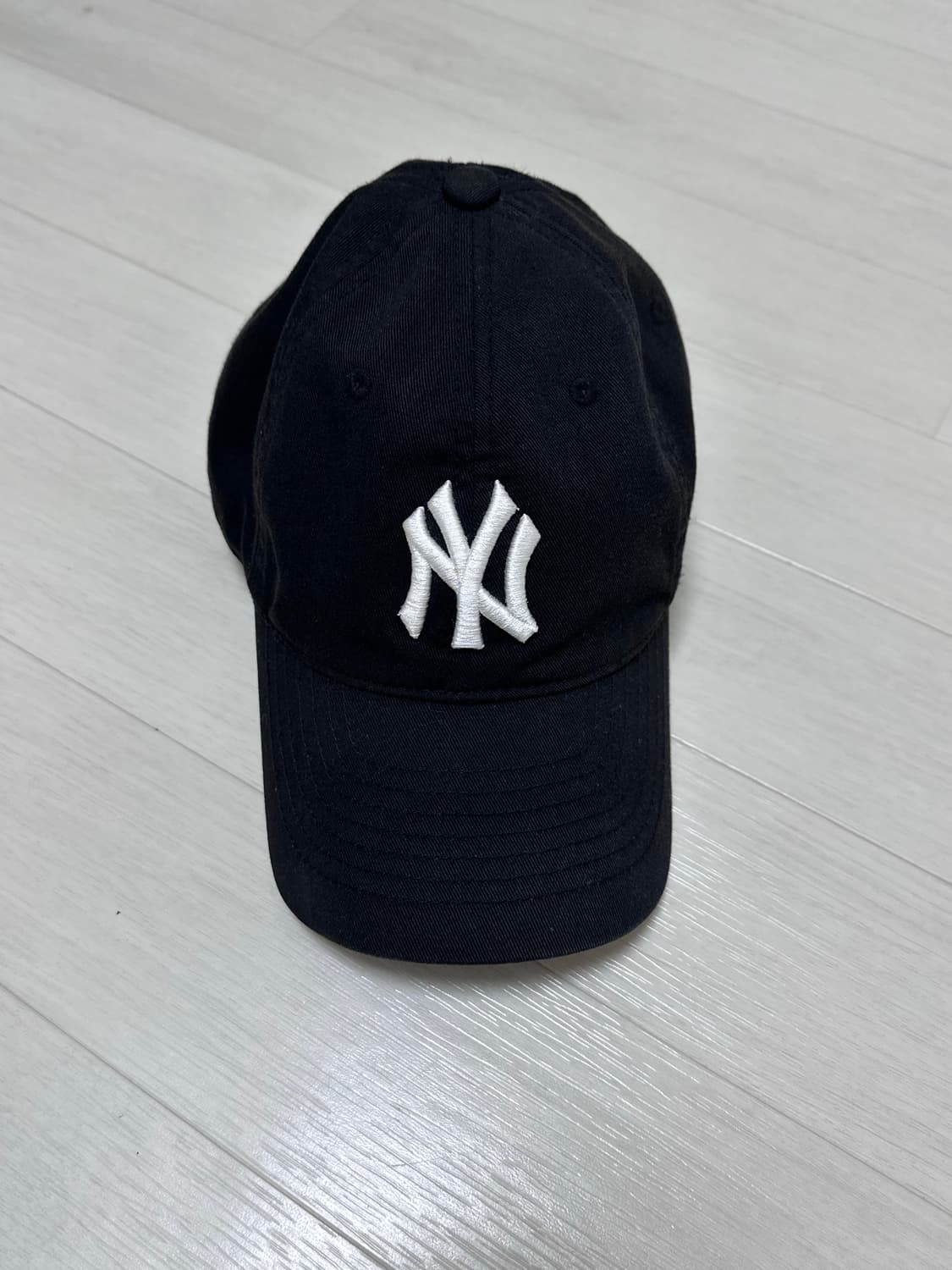 엠엘비 MLB 에이스 언스트럭쳐 볼캡 블랙 모자 (카리나 착용) 상품이미지6
